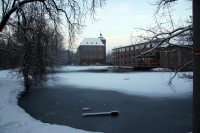 image004