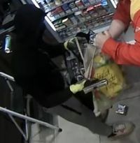 Raeub.-Erpressung-Tankstelle-6