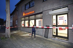 Polizei,Bankautomat,