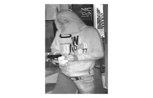 pol-hs-spielhalle-ueberfallen-fahndung-mit-taeterfoto