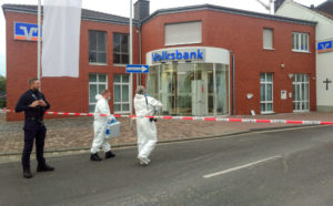 Bankautomatensprengung in Wassenberg Volksbank, Graf Gerhard Straße